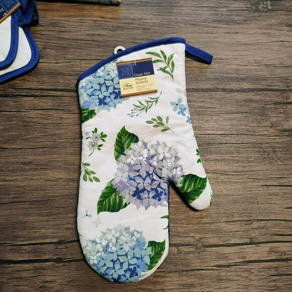 Happy Spring Hydrangea Kitchen Set, 2 Towels Oven Mitt 2 Potholders, Cottagecore - Picture 4 of 8